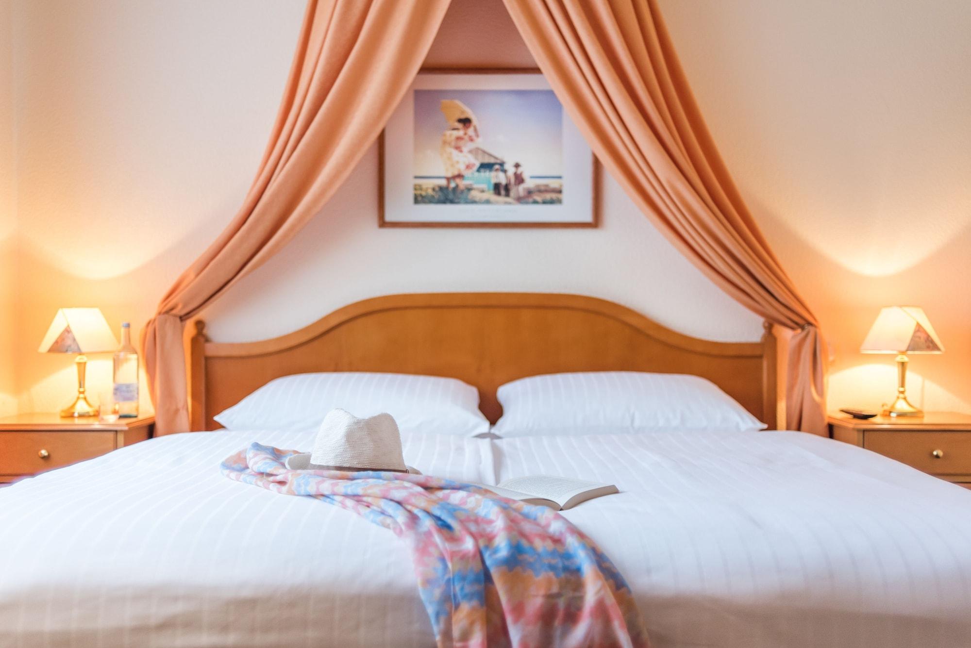 Trihotel Rostock - Wellnesshotel Adults Only Екстериор снимка