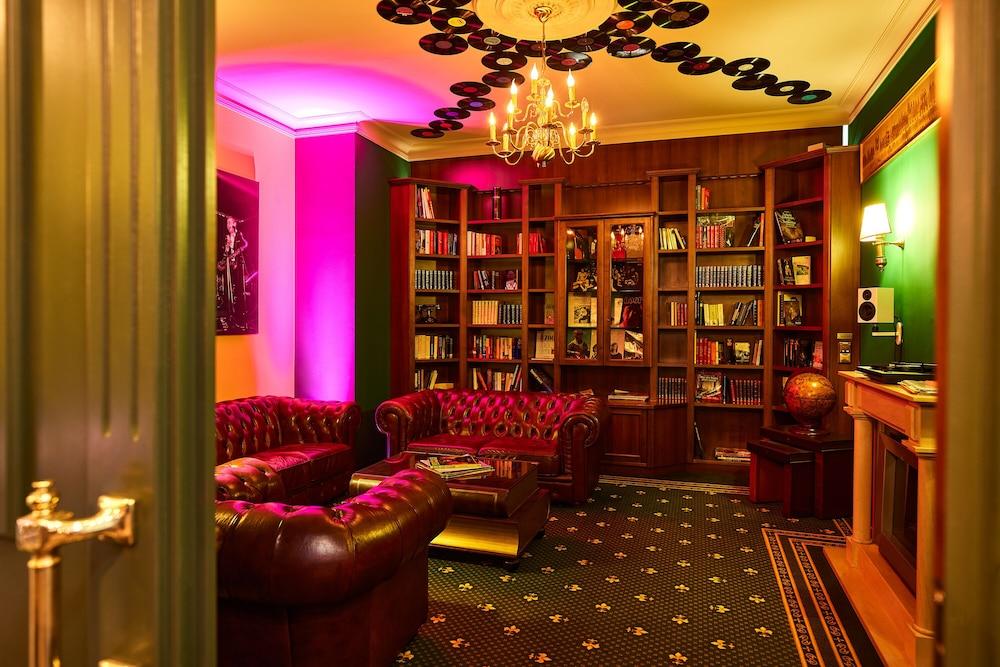 Trihotel Rostock - Wellnesshotel Adults Only Екстериор снимка