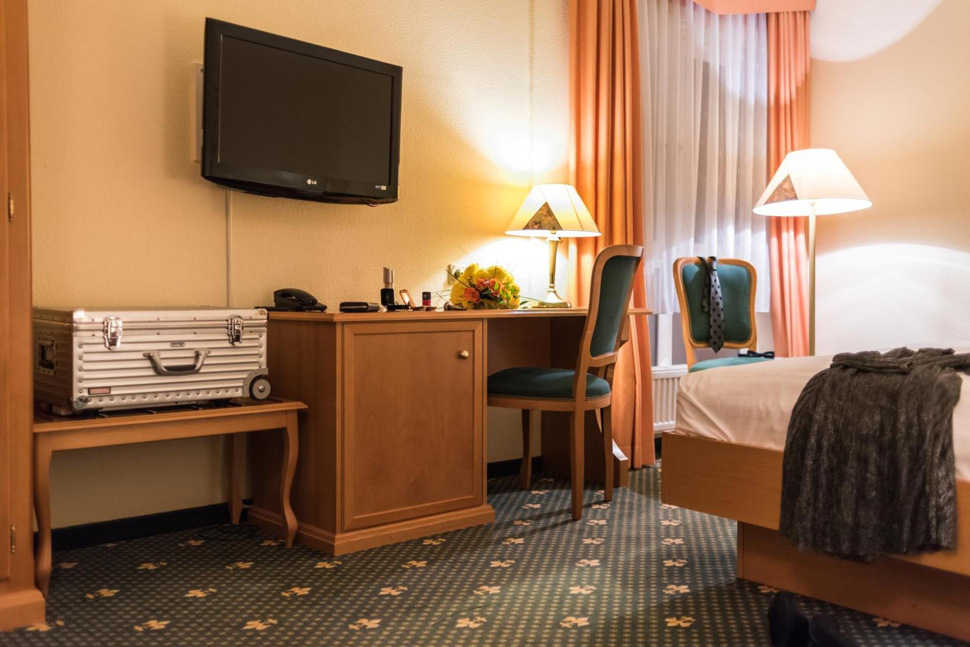 Trihotel Rostock - Wellnesshotel Adults Only Екстериор снимка